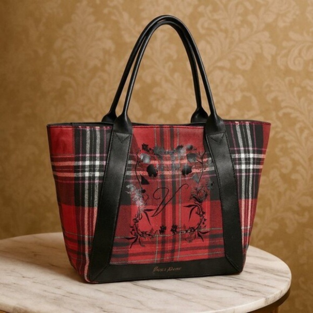 Plaid Red and Black Women's Tote Bag